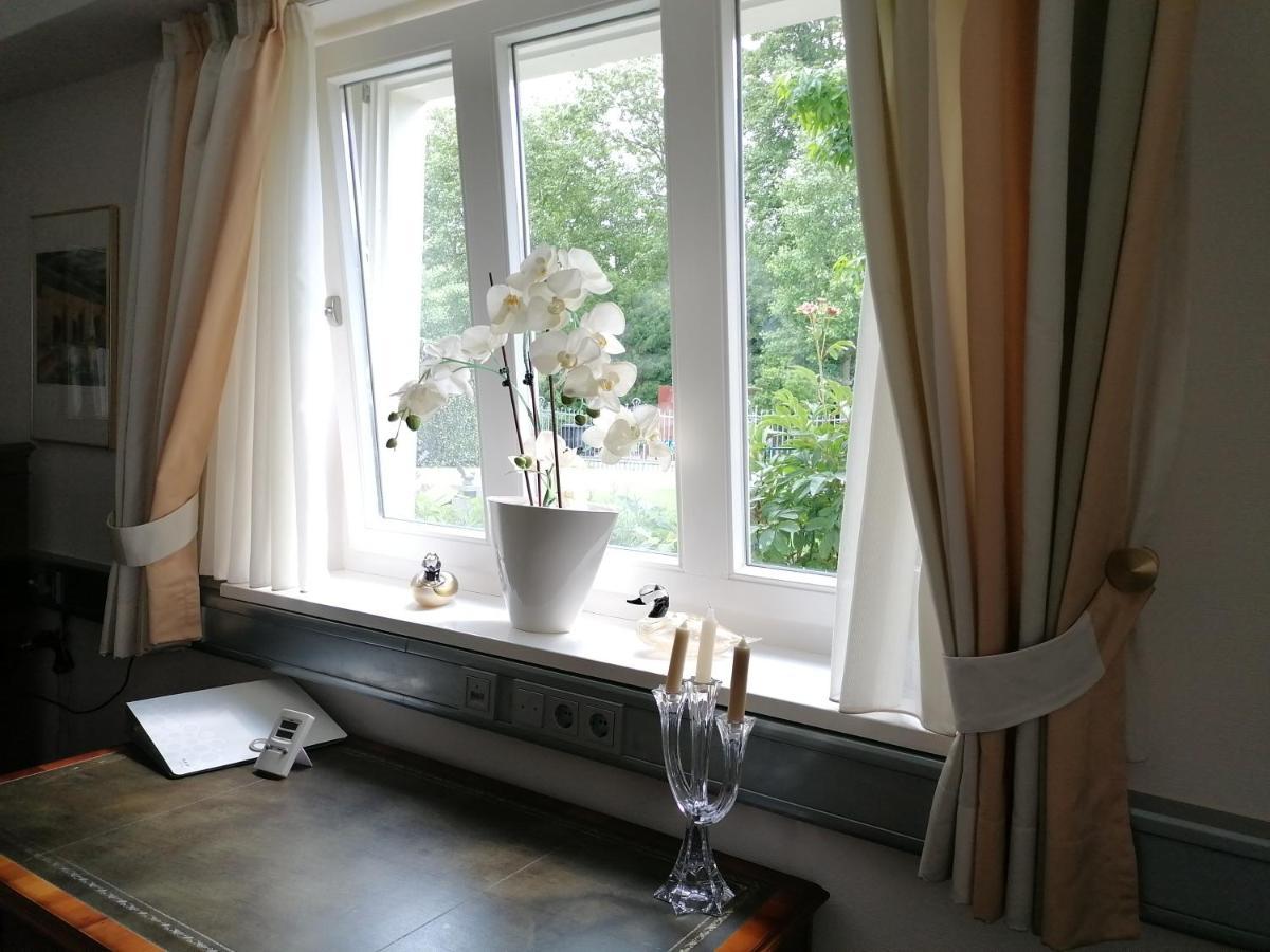 Claas Am Apartment
